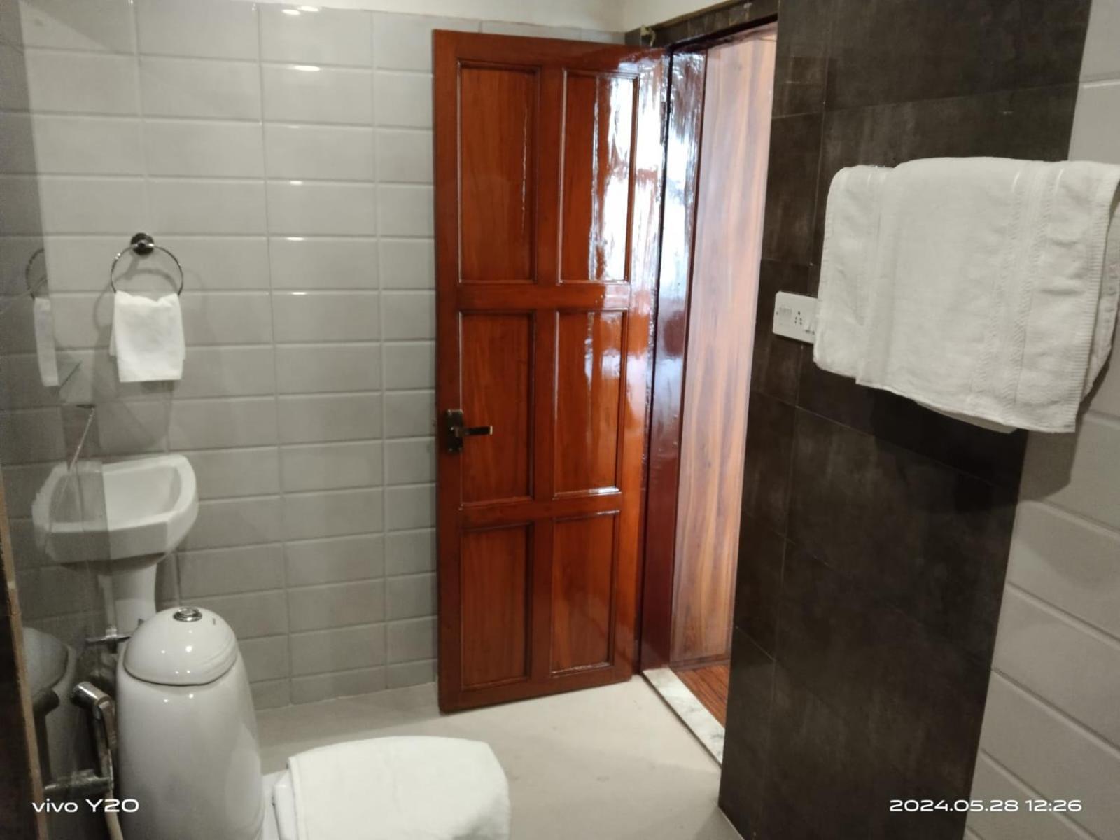 Hotel Kolkata Luaran gambar